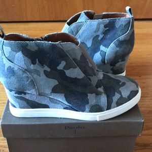 Paolo Wedge Sneakers: Felicity in Camo